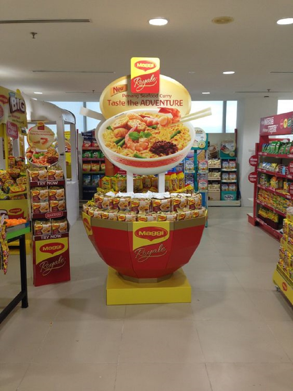 ụ trưng bày sản phẩm