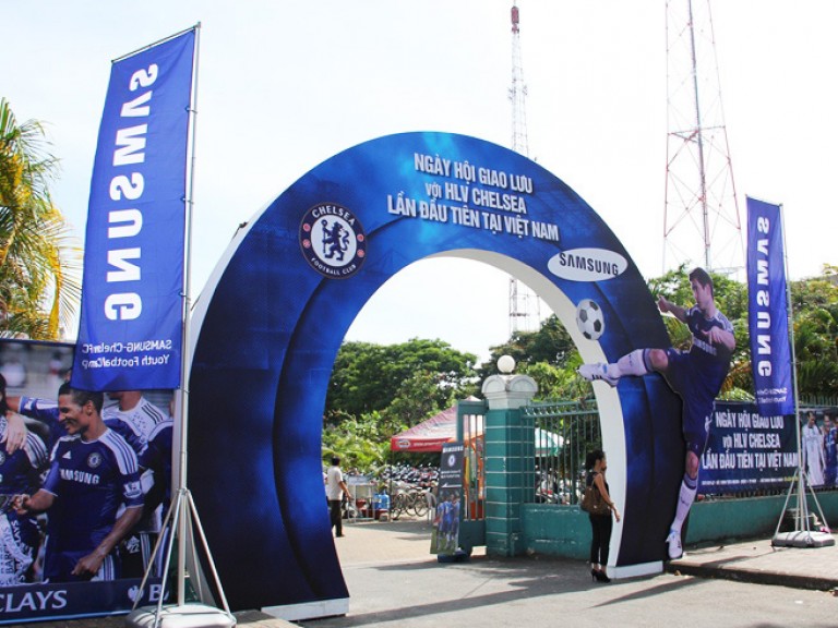 thiet-ke-thi-cong-cong-chao-event