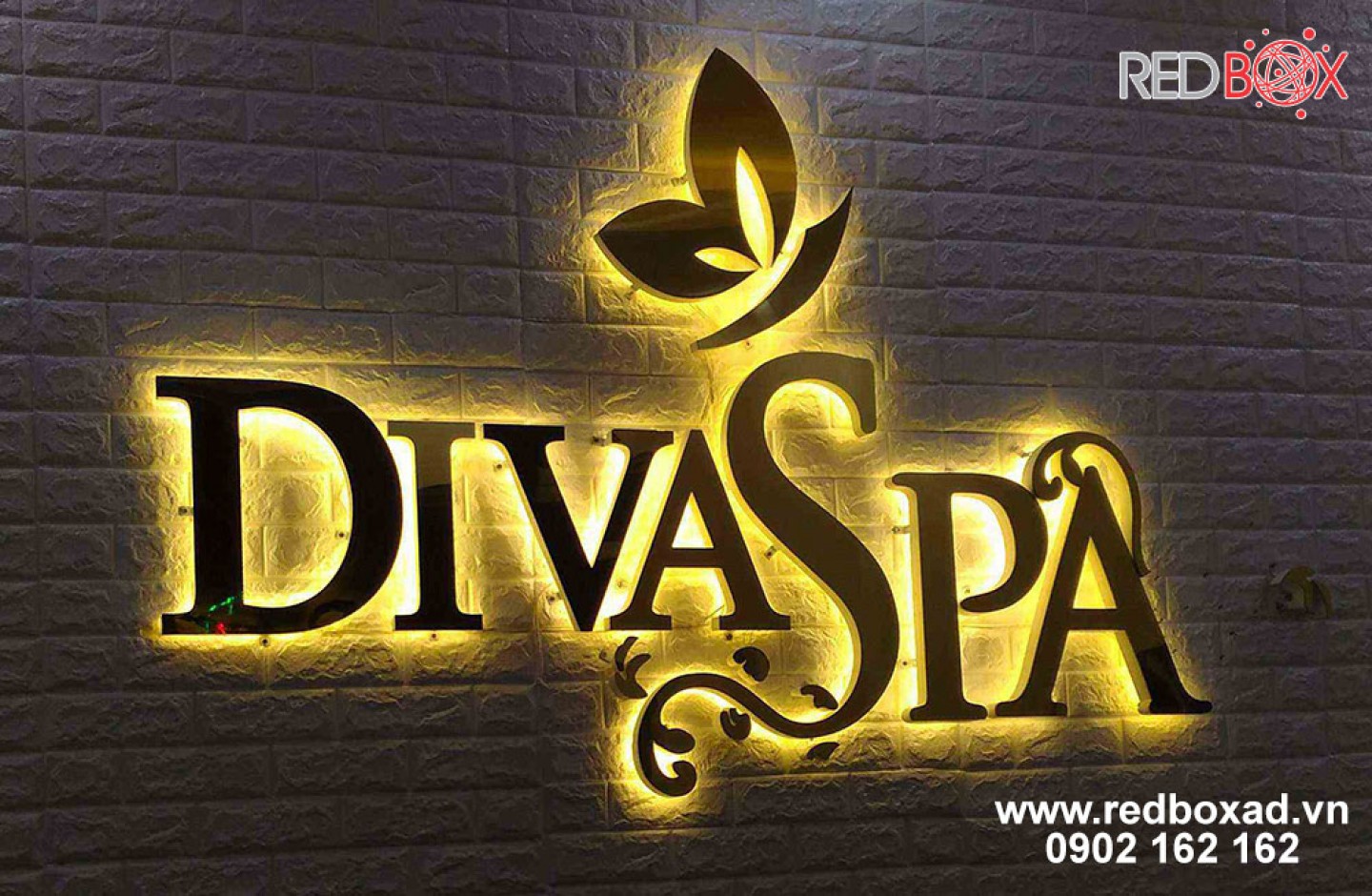 bang-hieu-inox-da-den-min